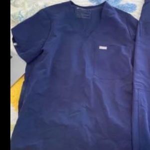 Figs Technical Collection Scrub top